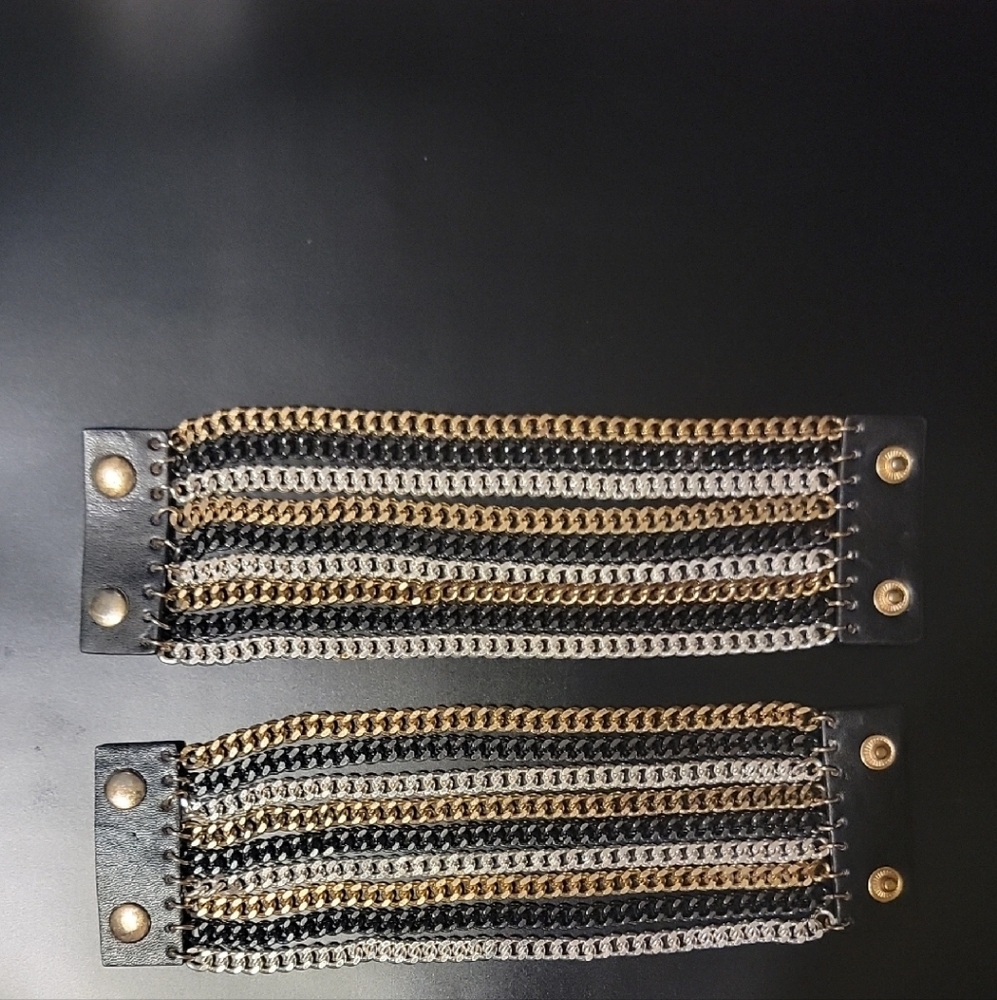 Black and Gold Chain Bracelet